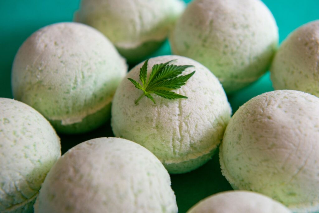 CBD bath bomb